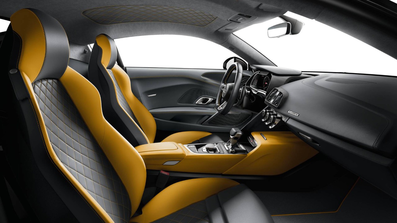R8 Spyder V10